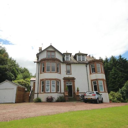 Апартаменты Braemount House Barrhead Экстерьер фото